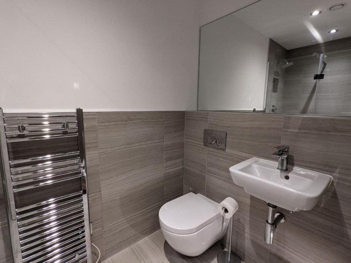 The Botanist's Hideout - Luxury Retreat With Parking Apartamento *